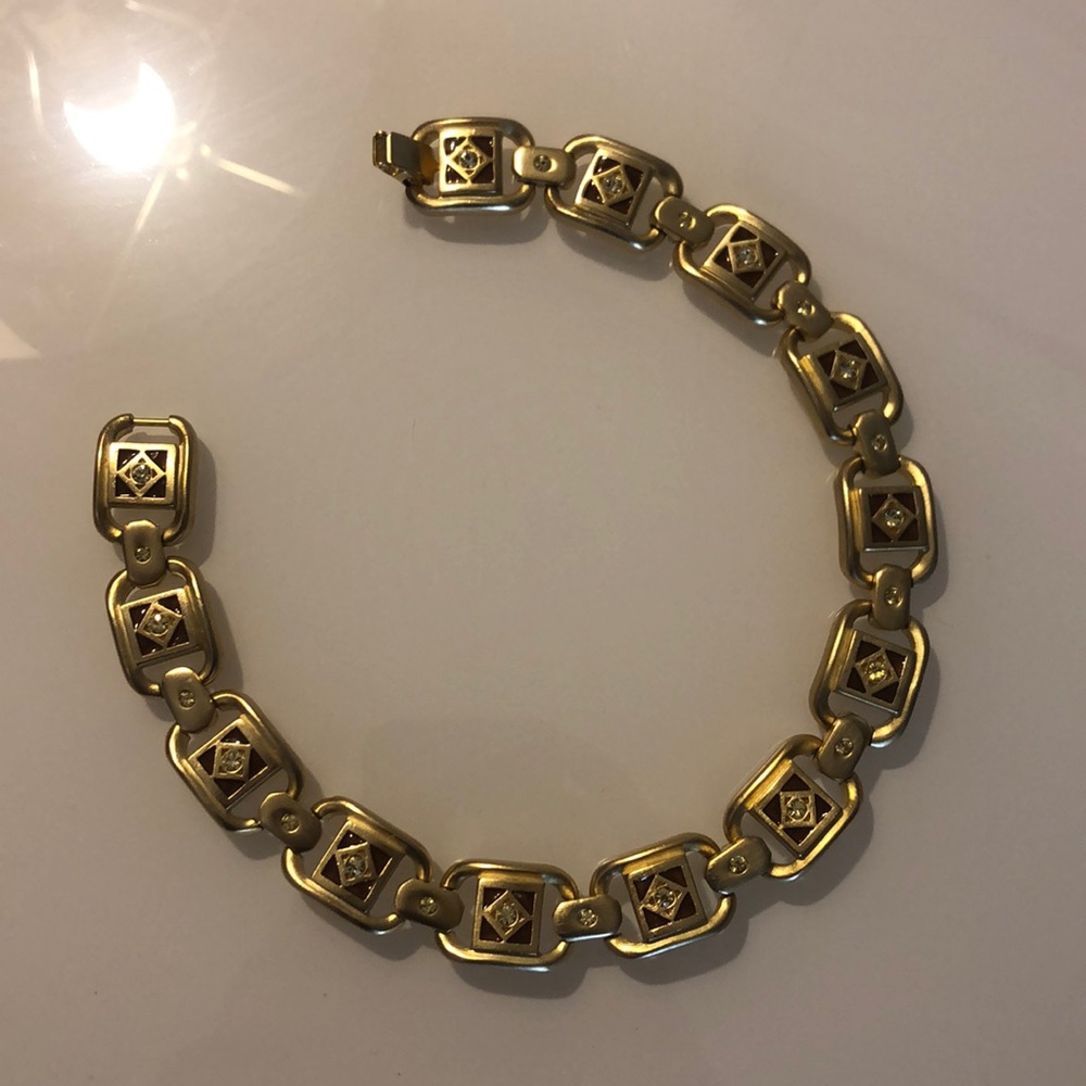 Roxanne Assoulin gold choker